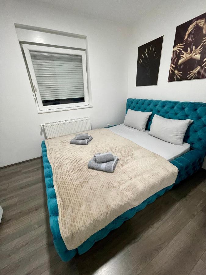 La Apartamento Ягодина Экстерьер фото
