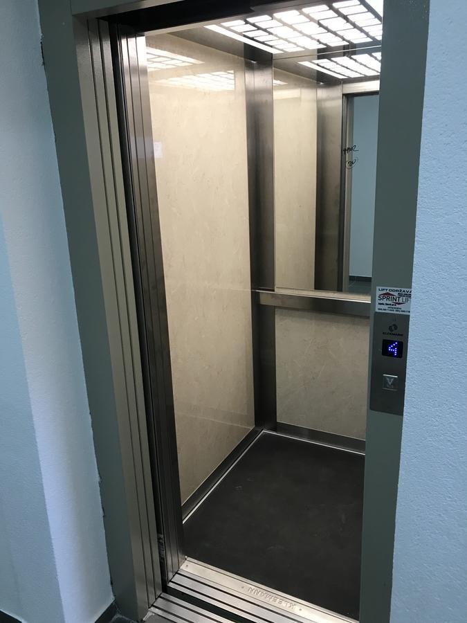 La Apartamento Ягодина Экстерьер фото